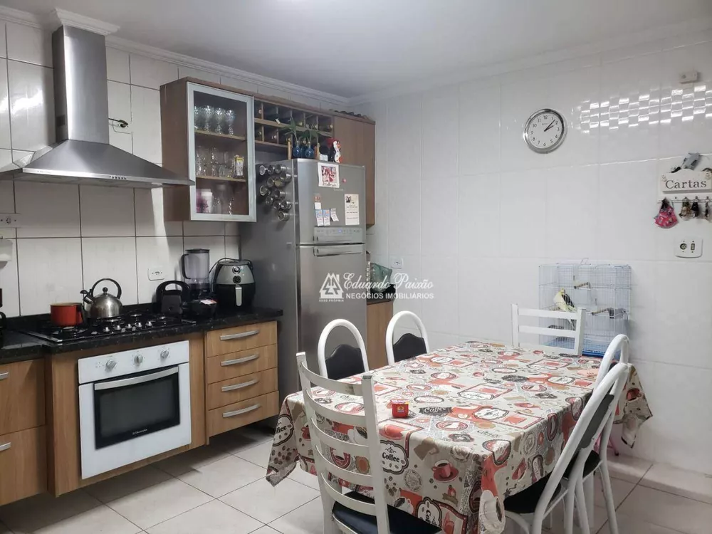 Sobrado à venda com 2 quartos, 167m² - Foto 4