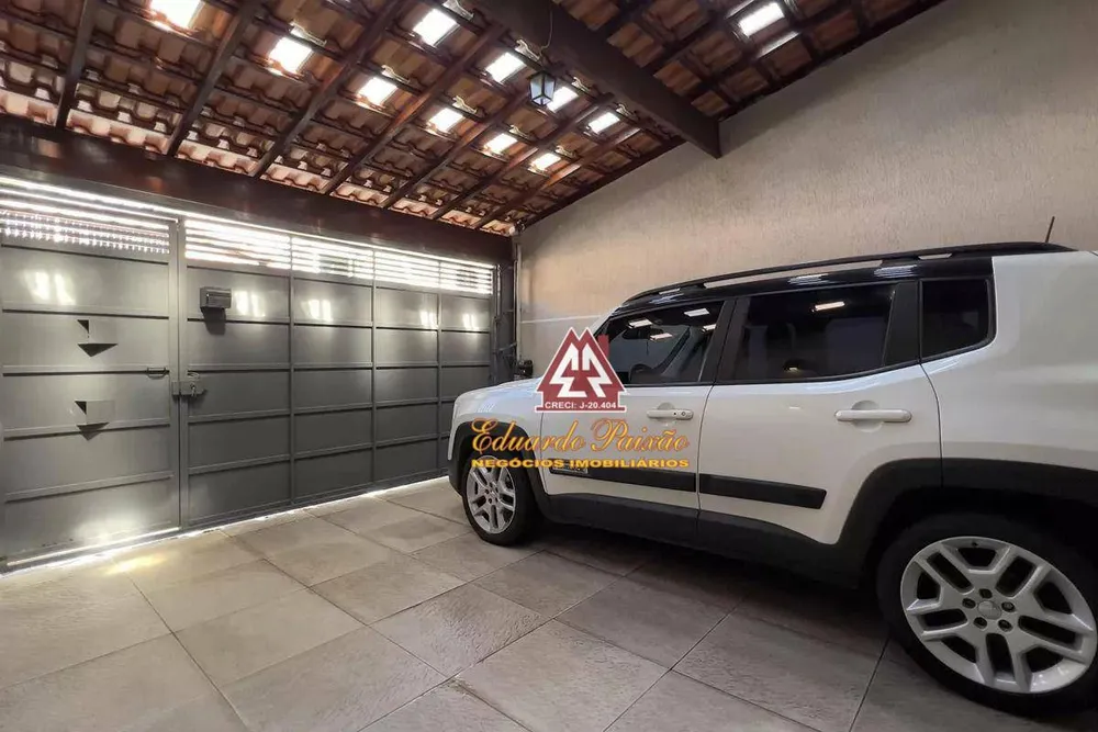 Sobrado, 3 quartos, 200 m² - Foto 1