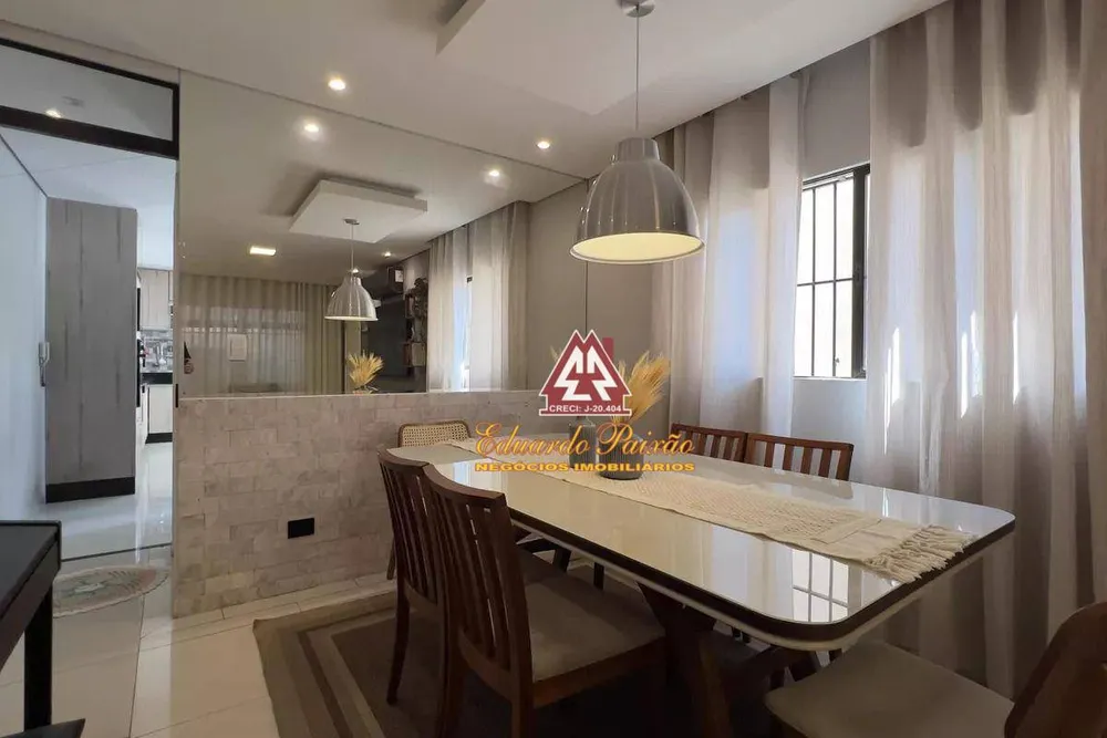Sobrado, 3 quartos, 200 m² - Foto 1