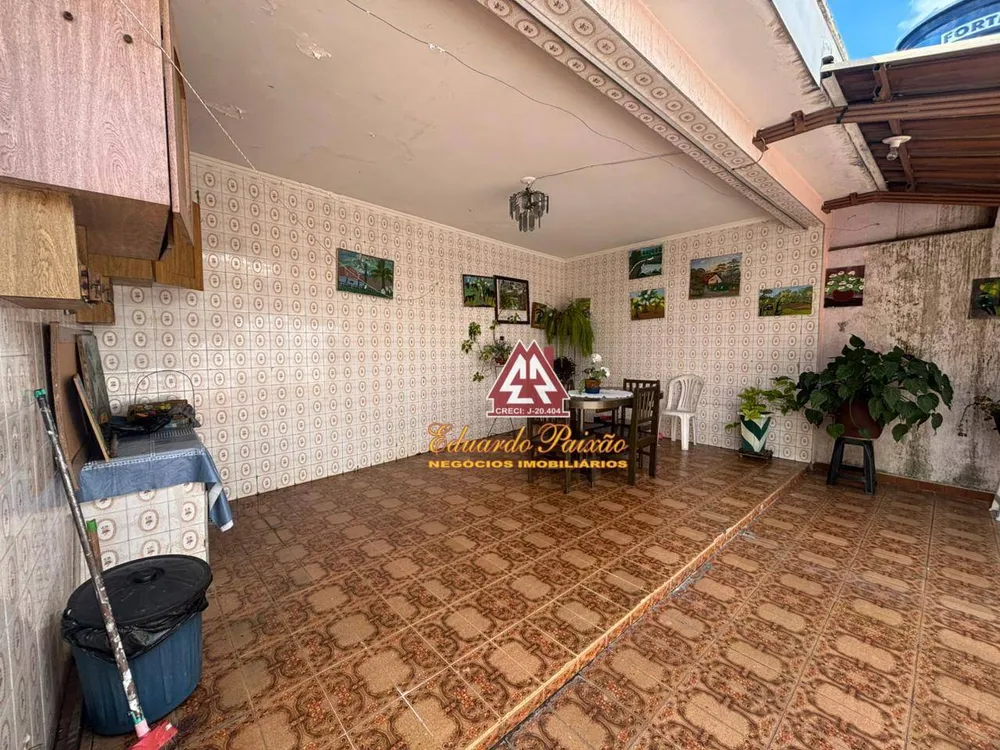 Casa, 3 quartos, 300 m² - Foto 2