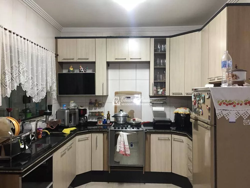 Sobrado à venda com 4 quartos, 159m² - Foto 3