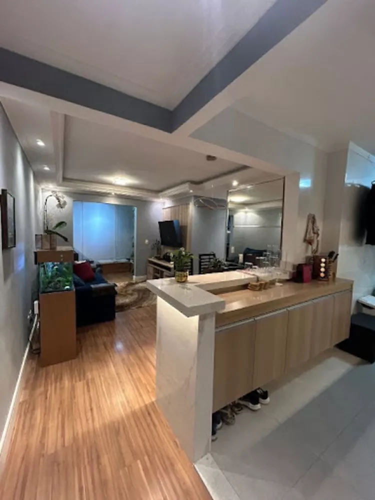 Apartamento à venda com 3 quartos, 71m² - Foto 1