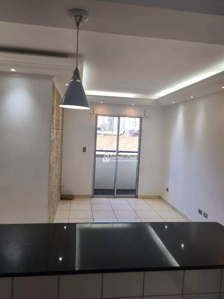 Apartamento à venda com 3 quartos, 63m² - Foto 4