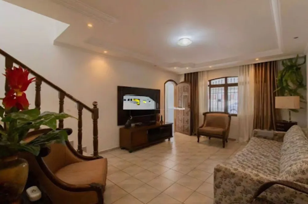 Sobrado, 3 quartos, 199 m² - Foto 1