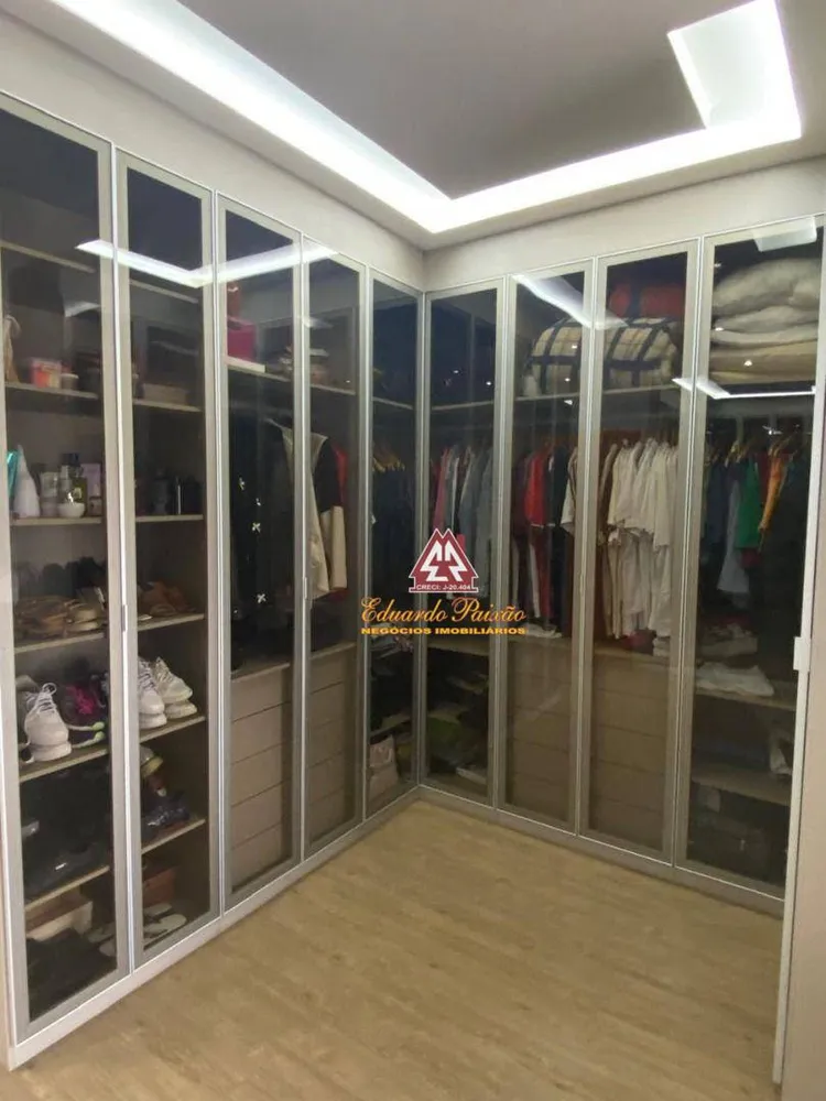 Sobrado, 3 quartos, 275 m² - Foto 1