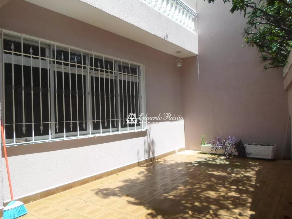 Sobrado à venda com 3 quartos, 298m² - Foto 4