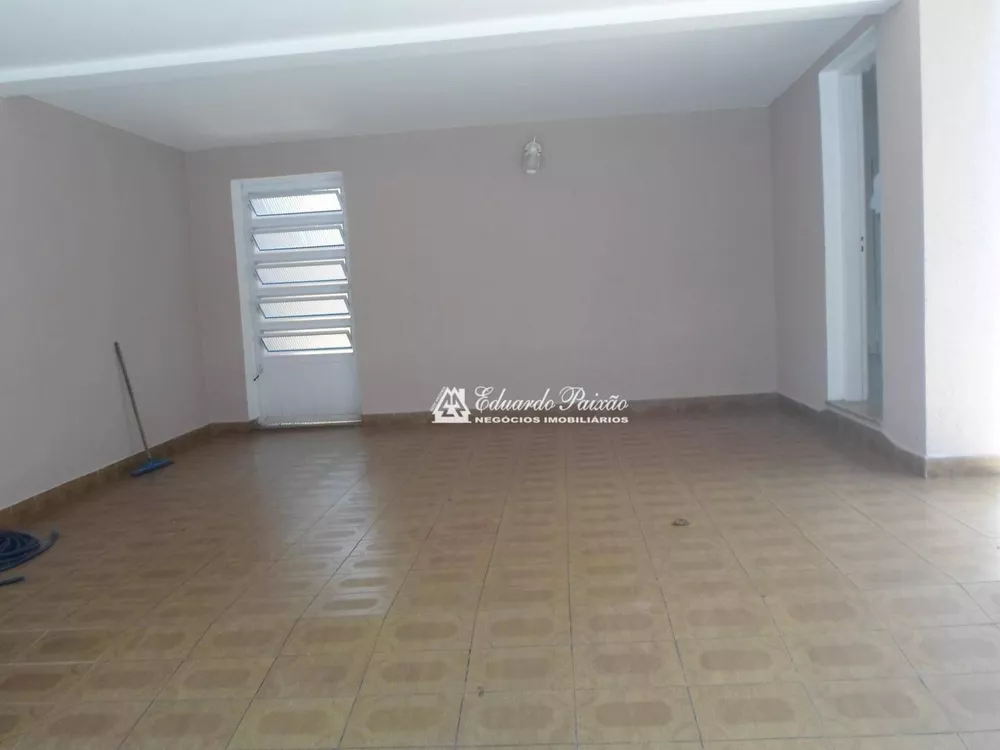 Sobrado à venda com 3 quartos, 298m² - Foto 3