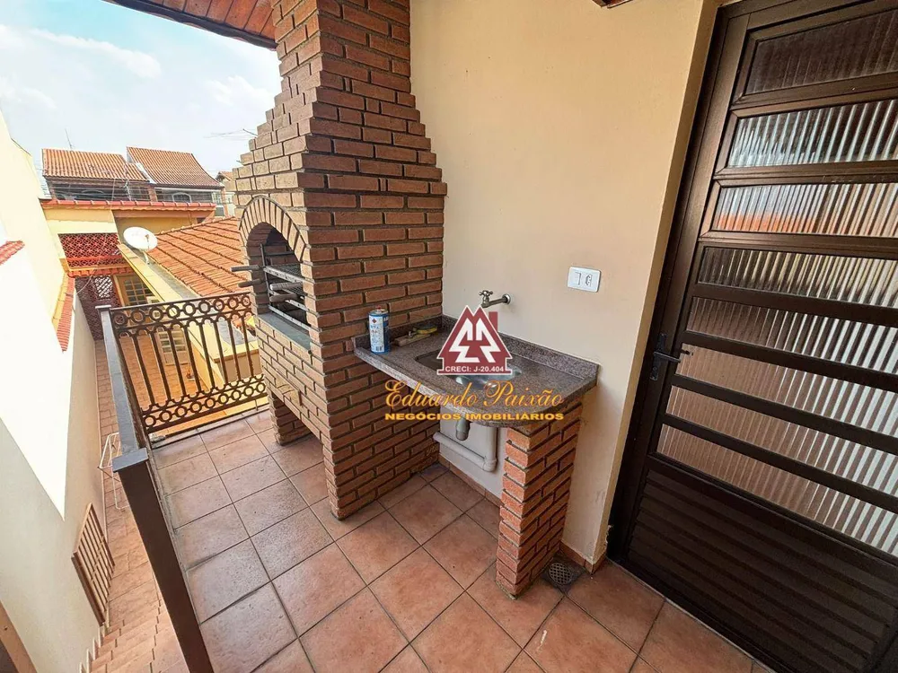 Casa, 3 quartos, 250 m² - Foto 1
