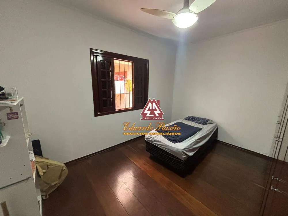 Casa, 3 quartos, 250 m² - Foto 2