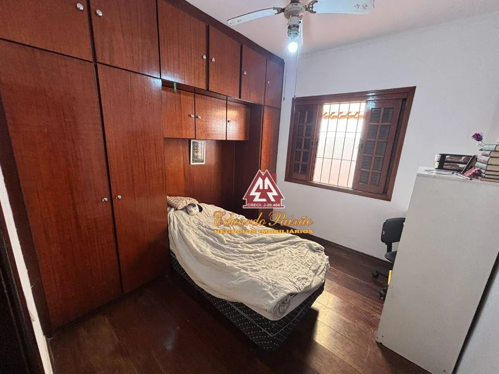 Casa, 3 quartos, 250 m² - Foto 8