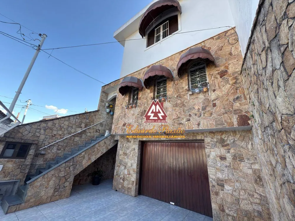 Sobrado, 3 quartos, 162 m² - Foto 1
