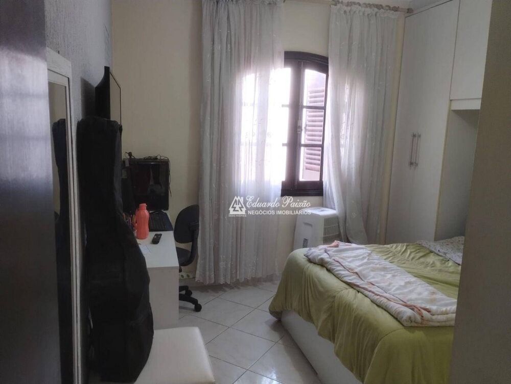 Sobrado, 3 quartos, 183 m² - Foto 1