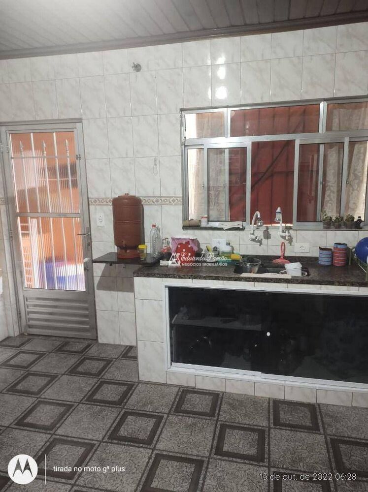 Sobrado à venda com 2 quartos, 130m² - Foto 2