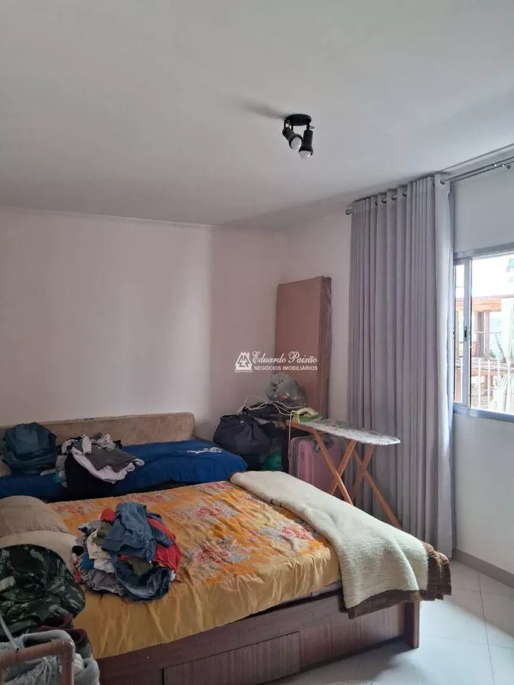 Sobrado à venda com 3 quartos, 310m² - Foto 2