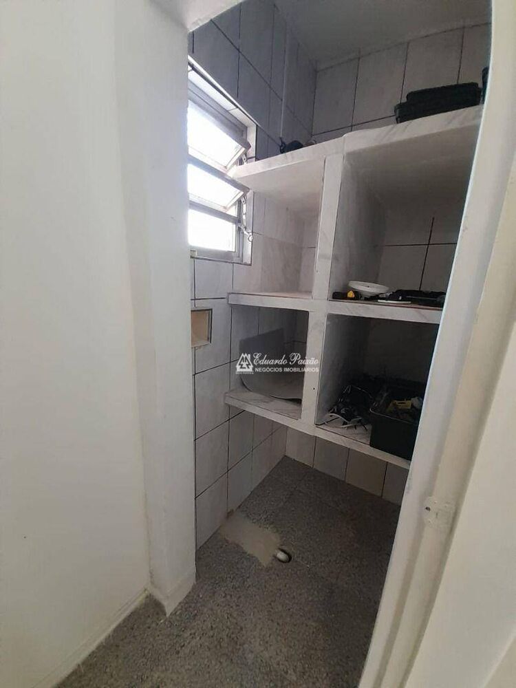 Casa à venda e aluguel com 4 quartos, 200m² - Foto 4