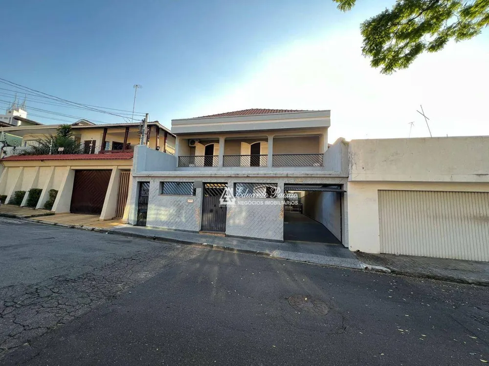 Sobrado, 4 quartos, 550 m² - Foto 1