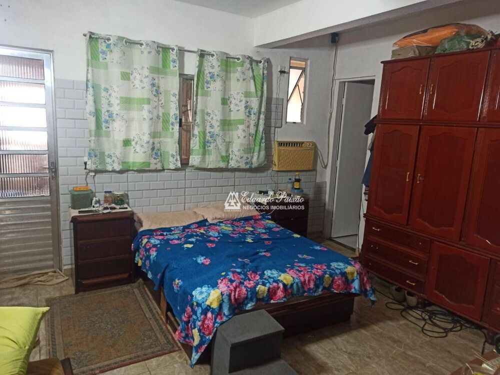 Casa, 3 quartos, 200 m² - Foto 4