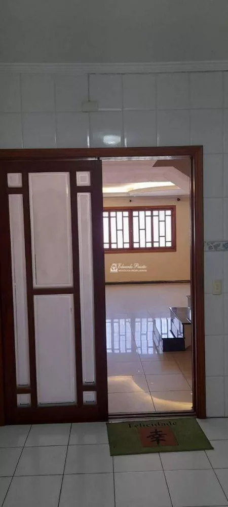 Sobrado à venda com 3 quartos, 193m² - Foto 8