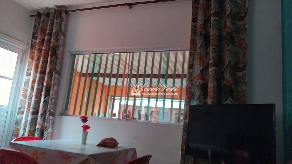 Casa, 2 quartos, 90 m² - Foto 1