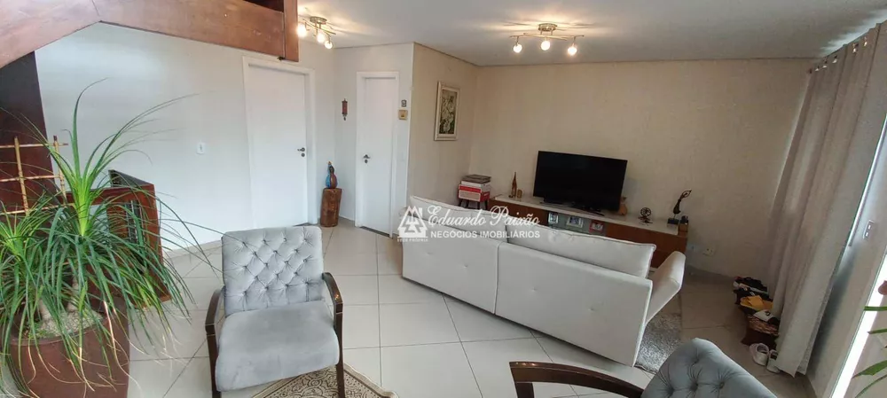 Sobrado à venda com 3 quartos, 126m² - Foto 4