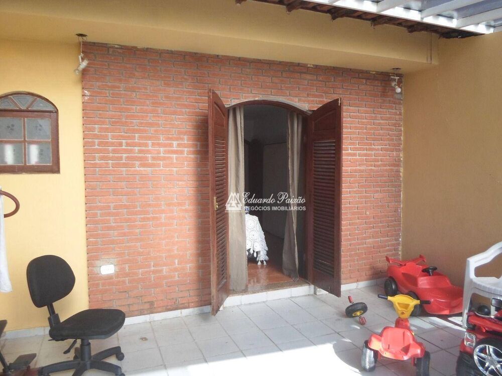 Sobrado, 4 quartos, 279 m² - Foto 4