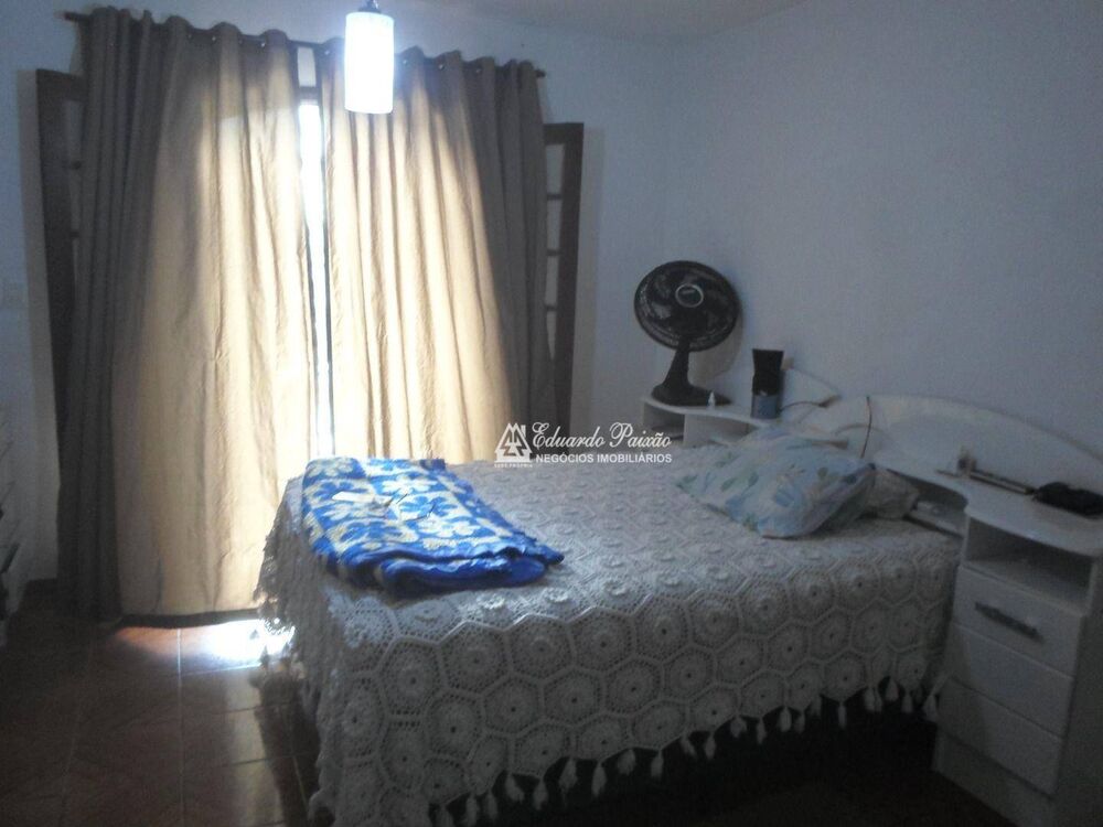 Sobrado, 4 quartos, 279 m² - Foto 1