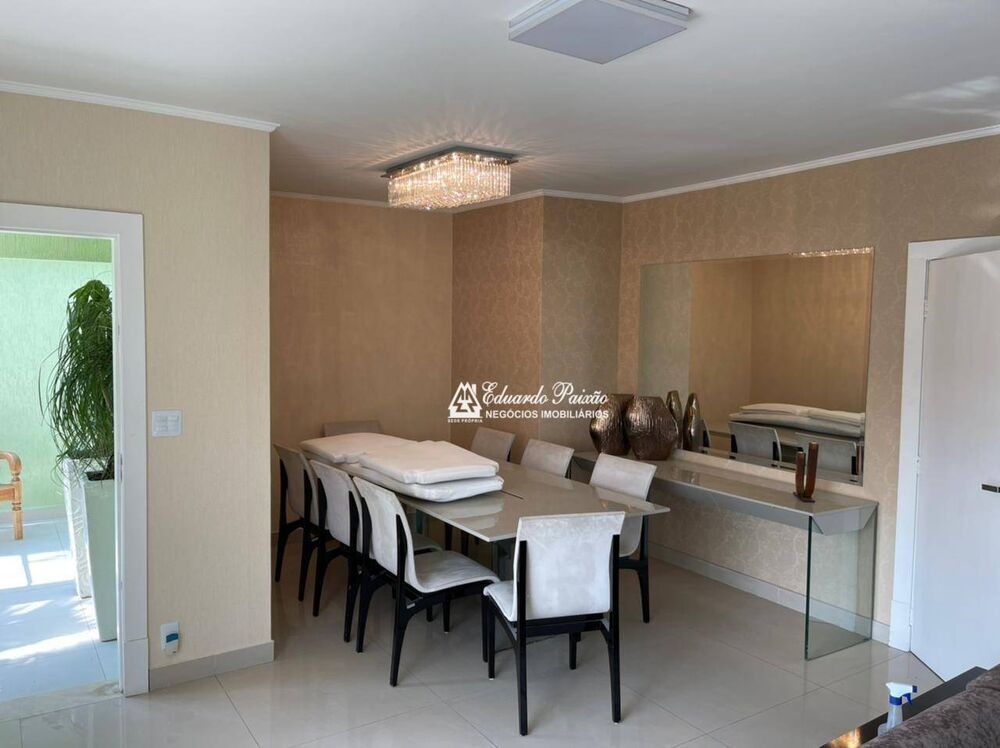 Sobrado à venda e aluguel com 3 quartos, 332m² - Foto 1