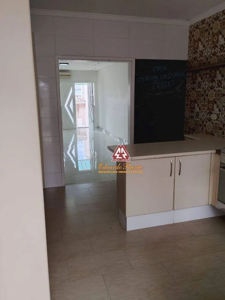 Casa, 3 quartos, 250 m² - Foto 15