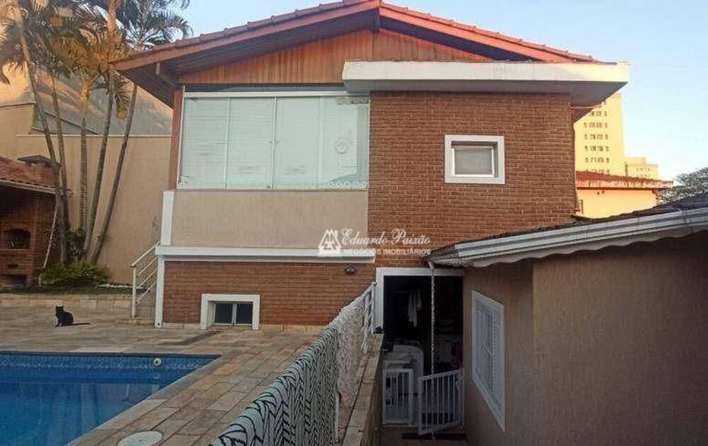Casa à venda com 3 quartos, 250m² - Foto 3