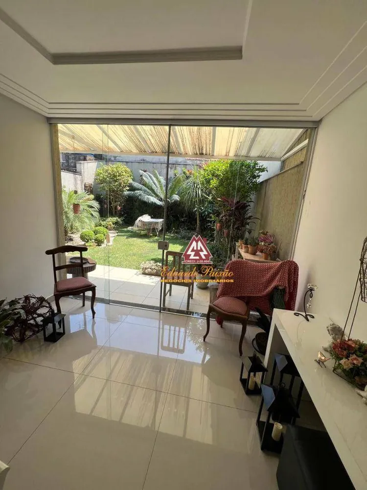 Sobrado, 3 quartos, 142 m² - Foto 1