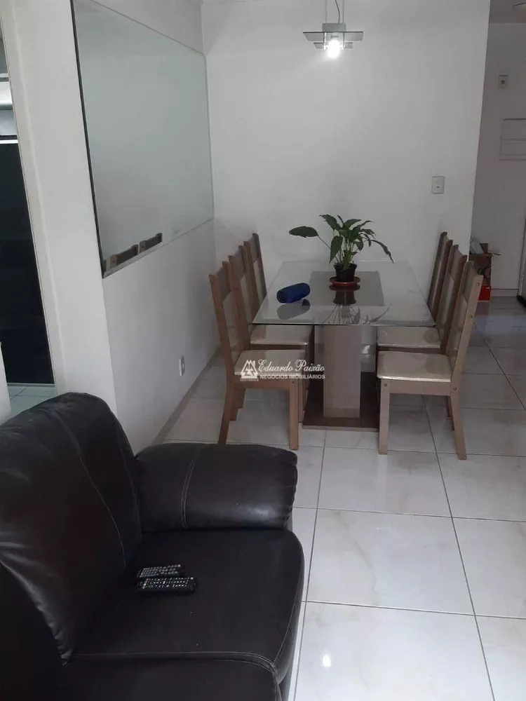 Apartamento à venda com 3 quartos, 70m² - Foto 3