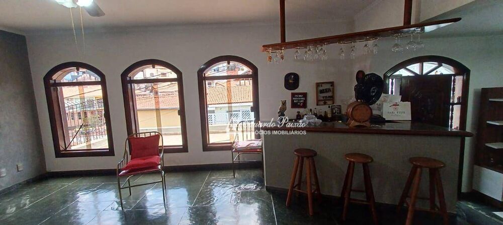 Casa, 3 quartos, 269 m² - Foto 3