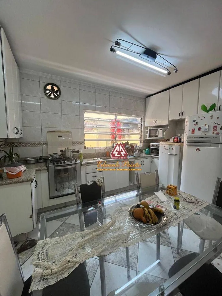 Casa, 4 quartos, 200 m² - Foto 1