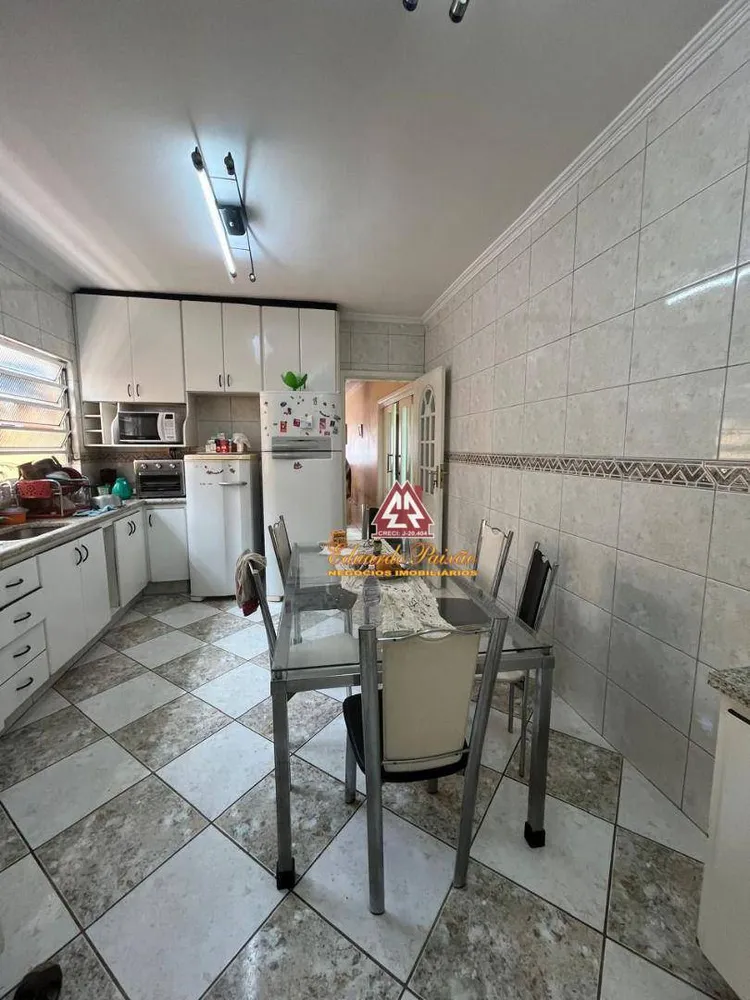 Casa, 4 quartos, 200 m² - Foto 4
