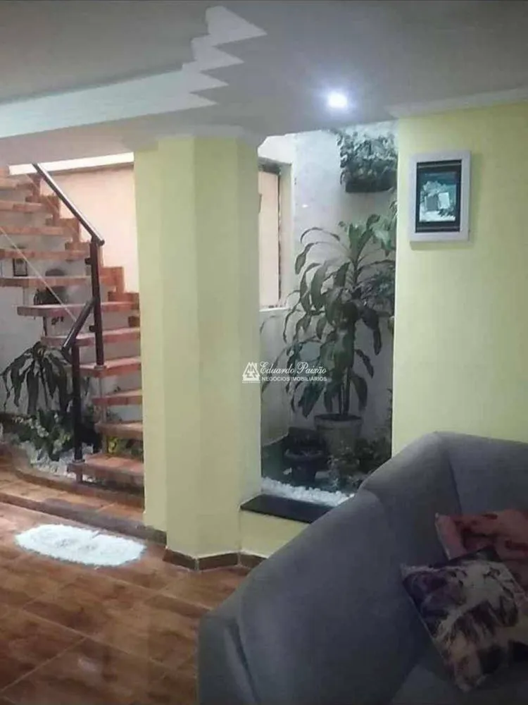 Sobrado, 6 quartos, 200 m² - Foto 4