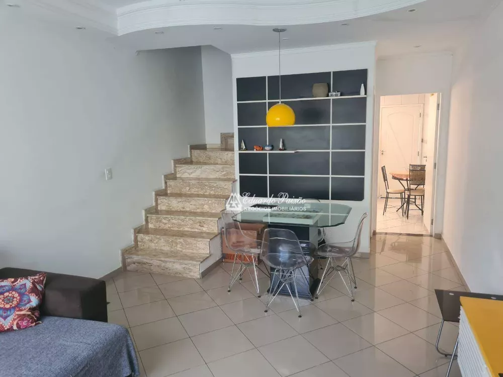 Sobrado à venda com 4 quartos, 153m² - Foto 1