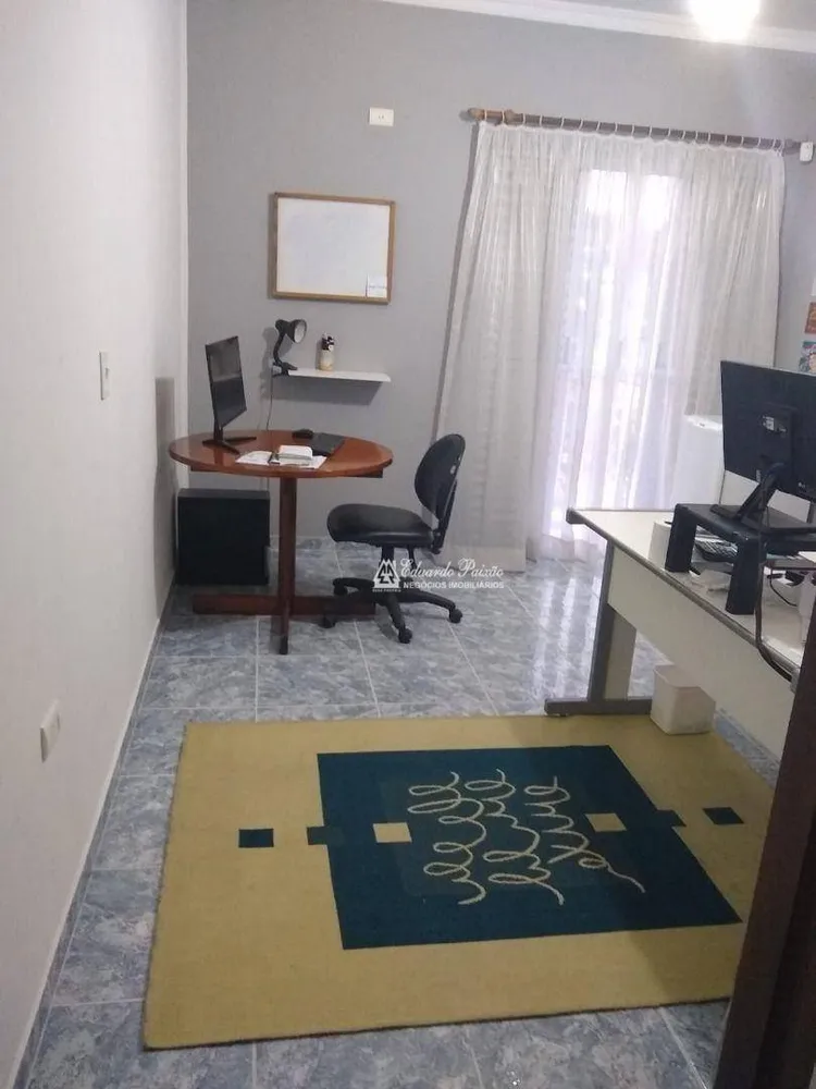 Sobrado, 3 quartos, 210 m² - Foto 1