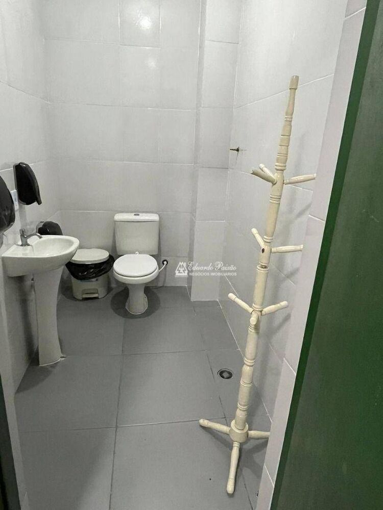 Sobrado à venda e aluguel com 3 quartos, 500m² - Foto 11