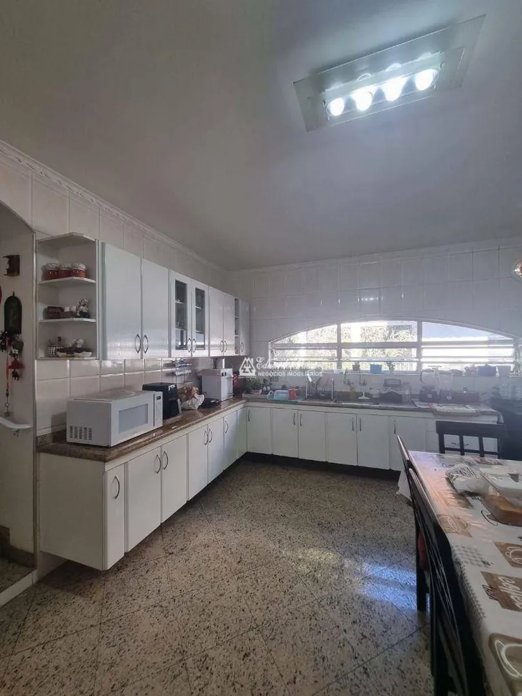 Casa, 3 quartos, 361 m² - Foto 10