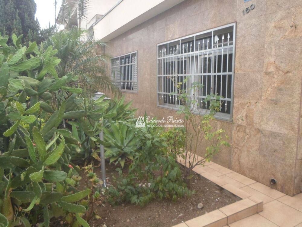 Casa, 3 quartos, 240 m² - Foto 1