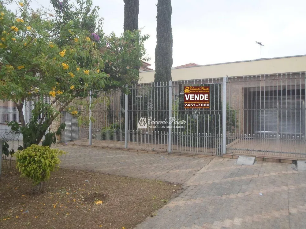 Casa, 3 quartos, 240 m² - Foto 1