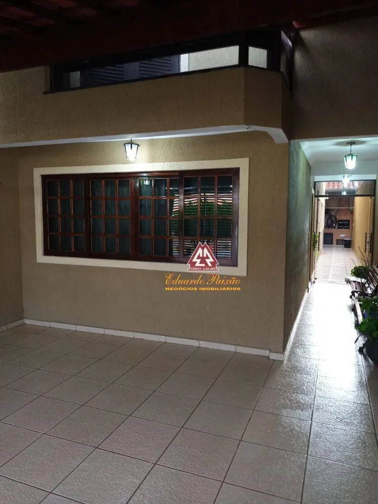 Sobrado, 3 quartos, 200 m² - Foto 2
