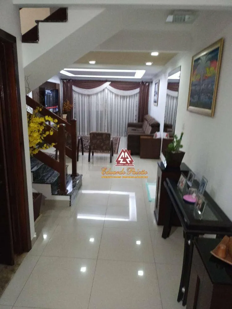 Sobrado, 3 quartos, 200 m² - Foto 5