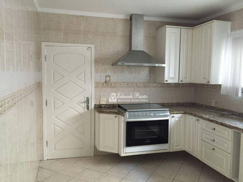 Sobrado, 3 quartos, 200 m² - Foto 1