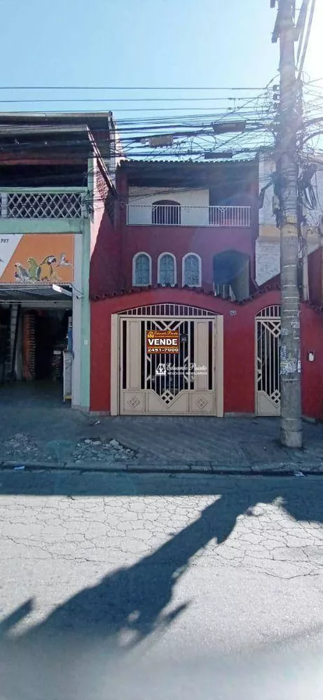 Sobrado à venda com 3 quartos, 180m² - Foto 2