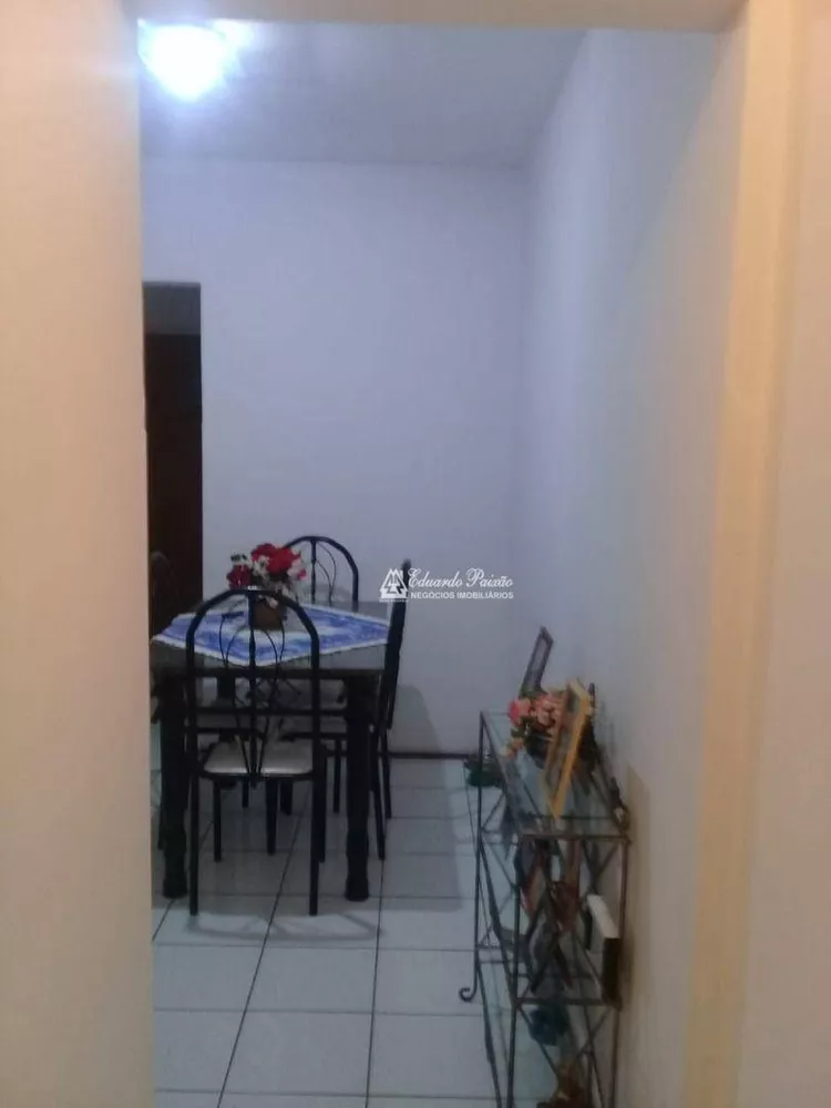 Apartamento à venda com 2 quartos, 60m² - Foto 4