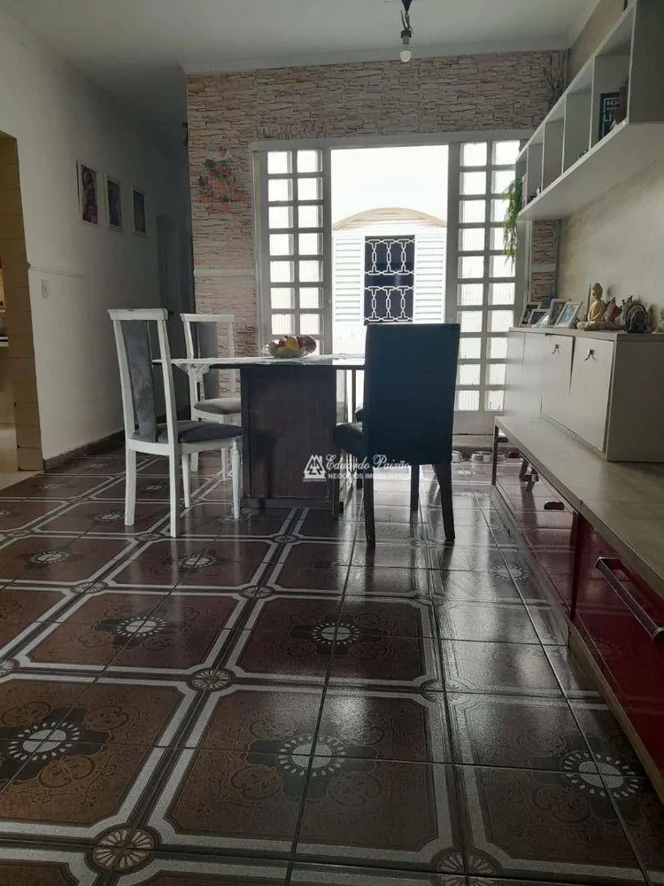 Casa, 4 quartos, 196 m² - Foto 8