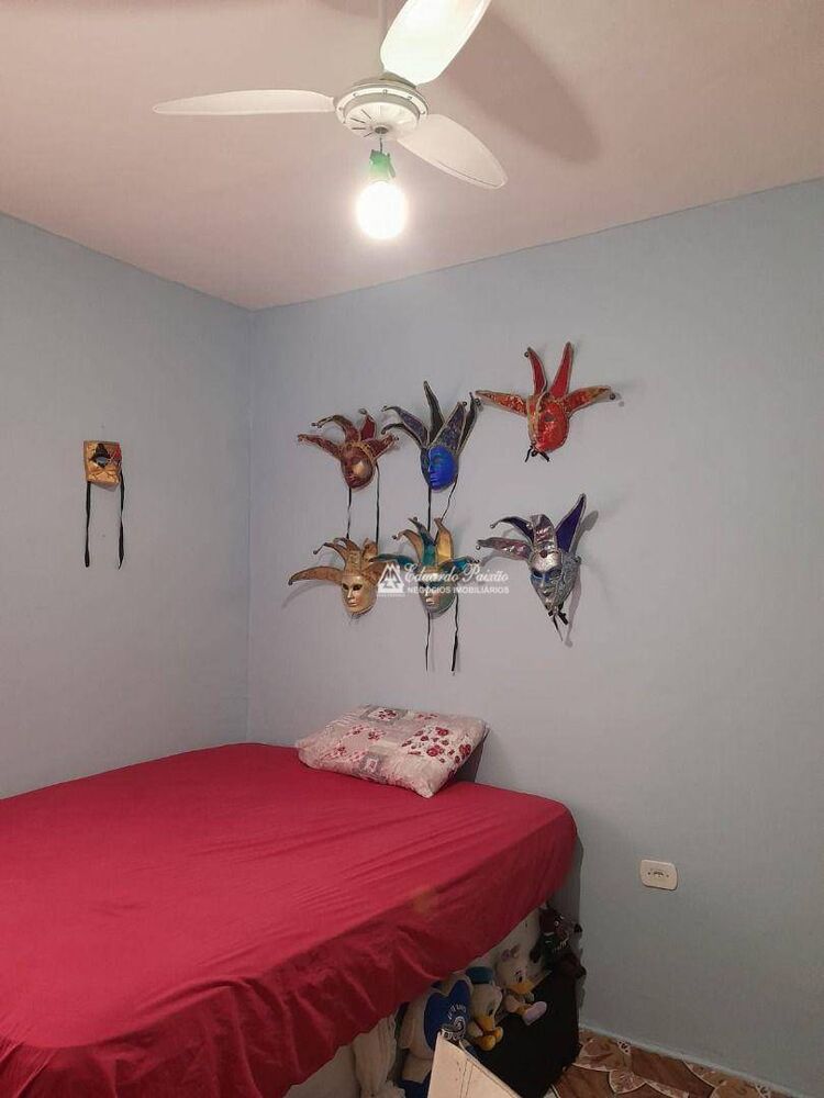 Casa, 4 quartos, 196 m² - Foto 1