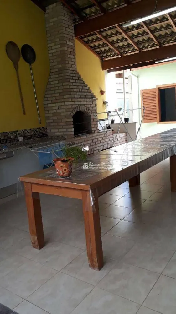 Casa, 3 quartos, 260 m² - Foto 11