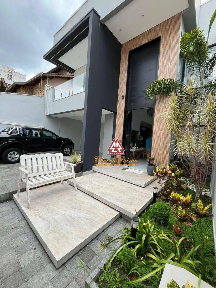 Sobrado, 4 quartos, 320 m² - Foto 1